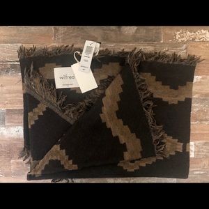 Wilfred Diamond Mosaic Triangle Scarf